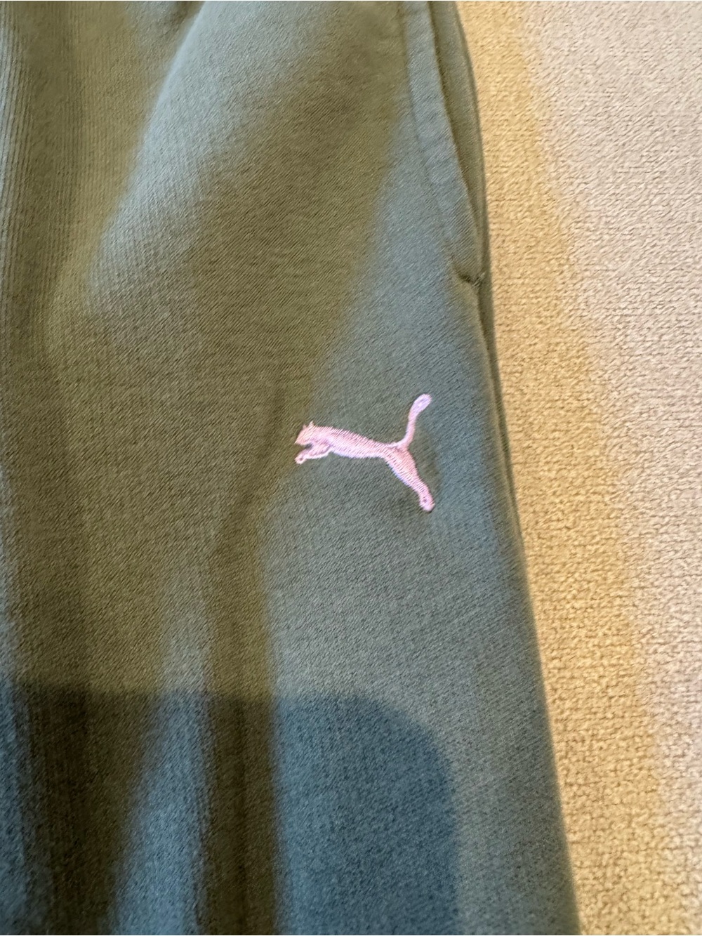 Puma Olive Green Women’s Hoodie & Joggers with Pink Accents - Picture 9 of 10